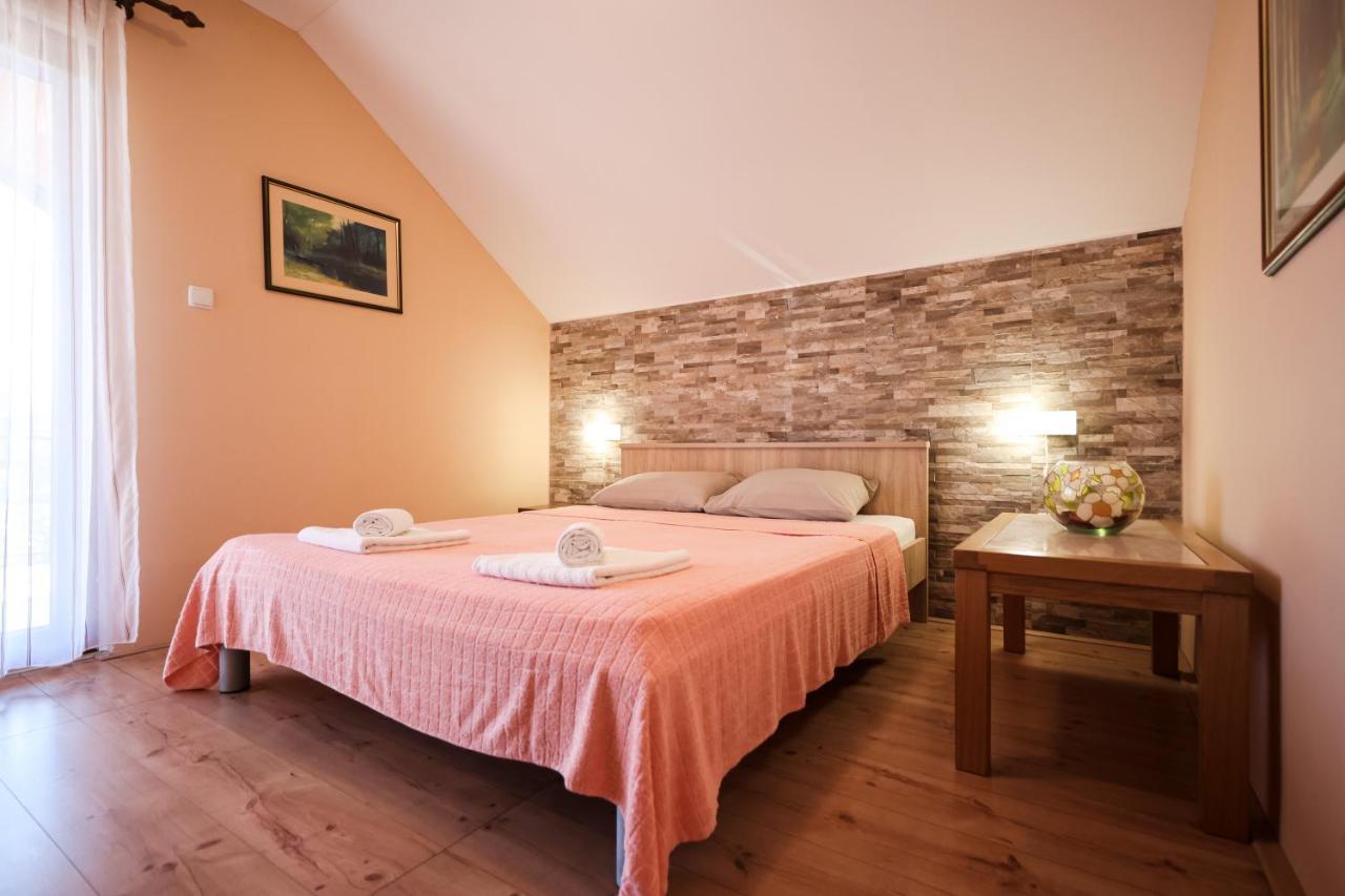 Ruza Apartman *
